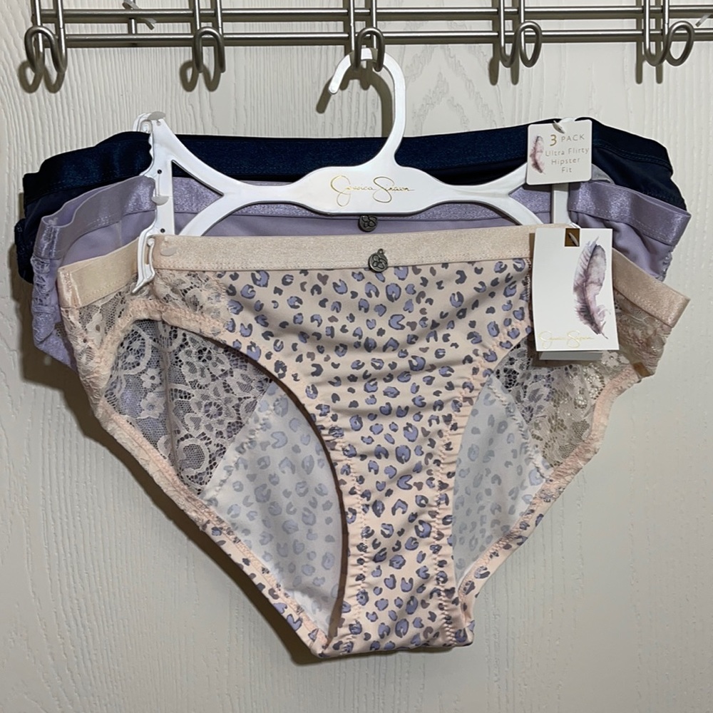 Jessica Simpson ultra flirty hipster panty set